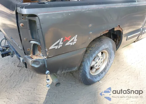 1999 Chevrolet Silverado 1500 Lt from USA, damaged, VIN 2GCEK19T6X1210572